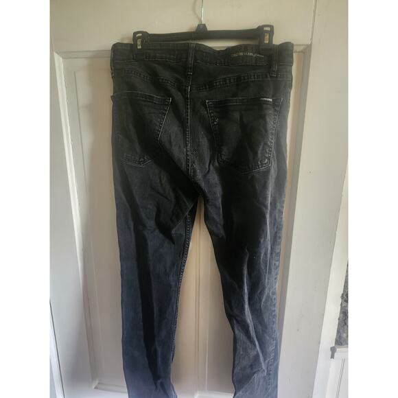 Calvin KleinCalvin Klein Men's Standard Iconic Straight Fit Vintage 32x30 - Picture 3 of 7